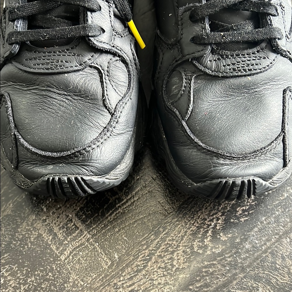 Adidas Torsion Black Sneakers - Picture 3 of 8